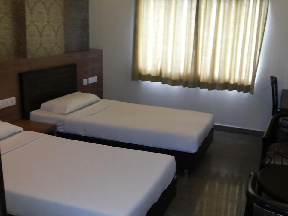 Отель Adyar Ananda Bhavan Residency Бангалор Экстерьер фото