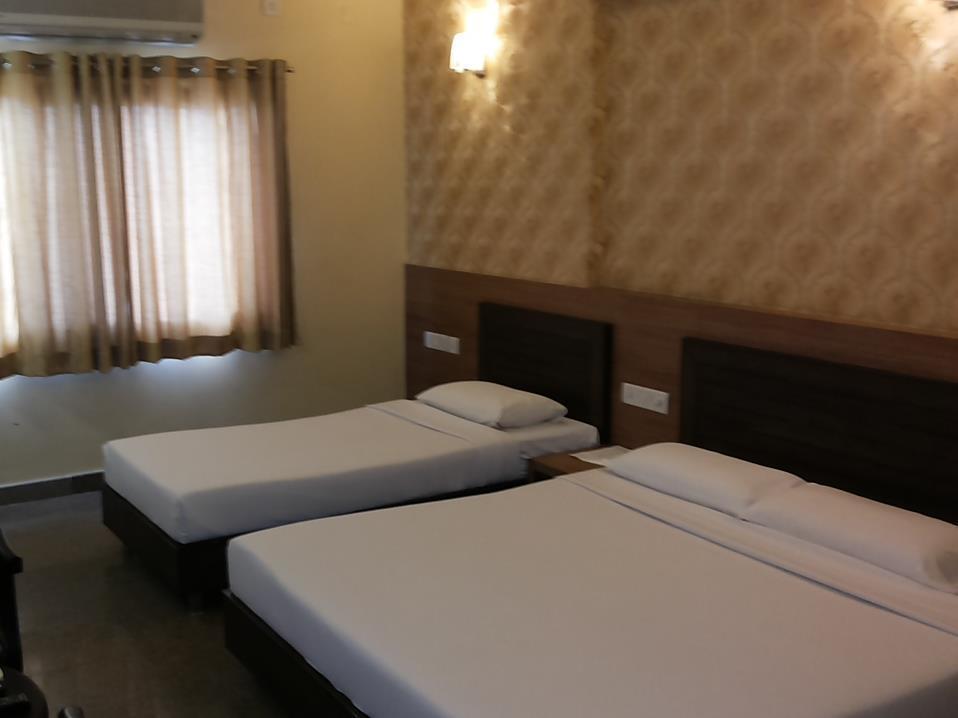 Отель Adyar Ananda Bhavan Residency Бангалор Экстерьер фото